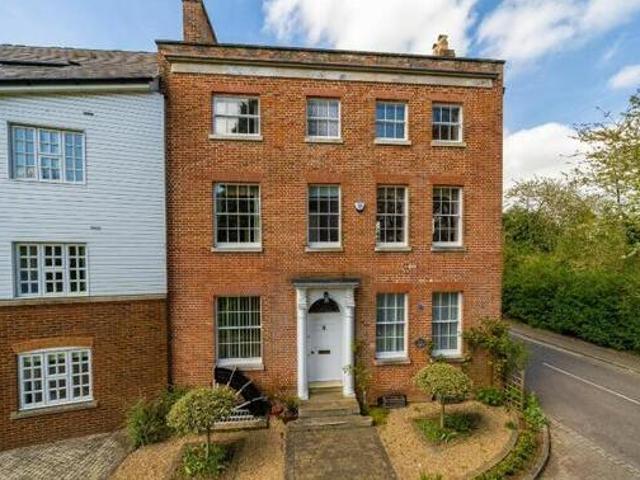House for sale in Pouchen End, Hertfordshire