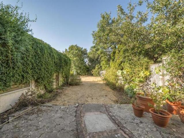 Farm for sale in Reading