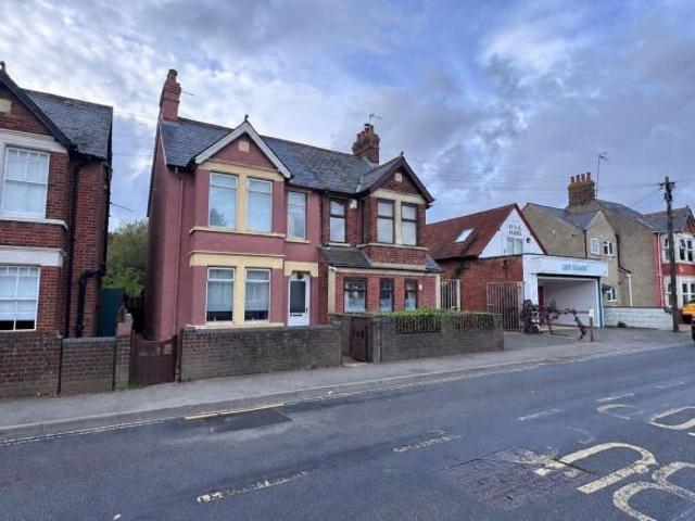 Farm for sale in Temple Cowley, Oxford