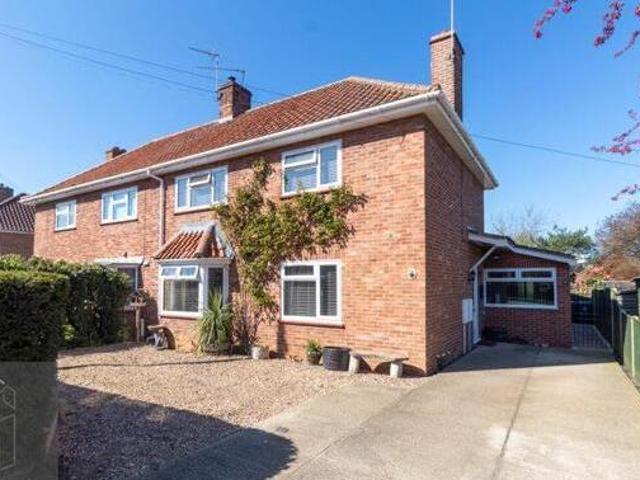House for sale in East Bank, Norfolk