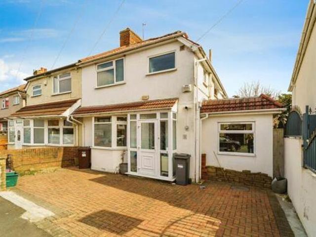 House for sale in Greater London