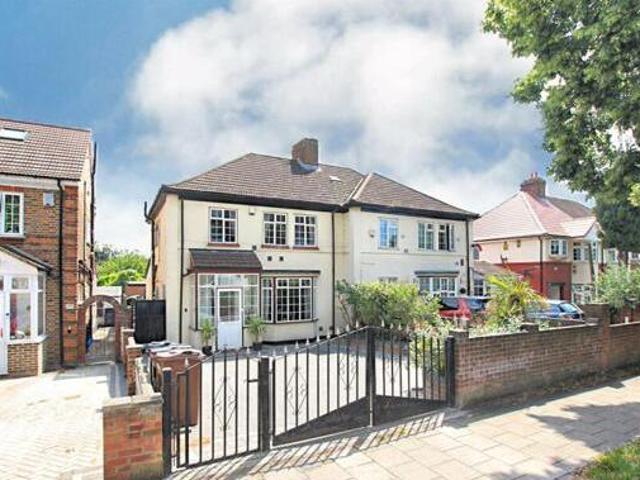 House for sale in Greater London