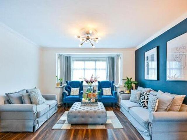 House for sale in Greater London
