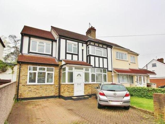 House for sale in Isleworth, Greater London