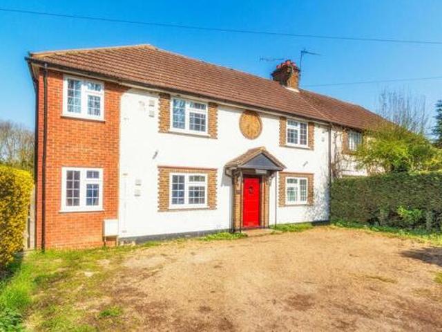 House for sale in Iver