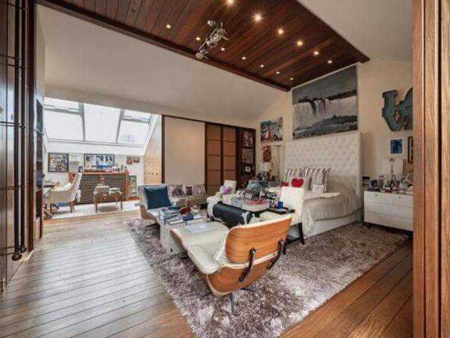 Farm for sale in Cat Hill