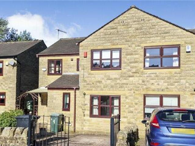 House for sale in Keighley, West Yorkshire