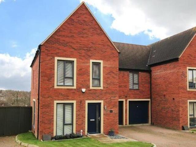 House for sale in Leisure Village, Kettering
