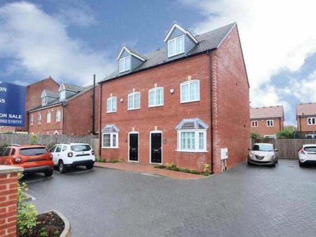 House for sale in Foxholes, Rushock