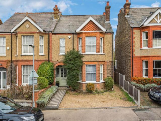 Farm for sale in South Oxhey, Batchworth