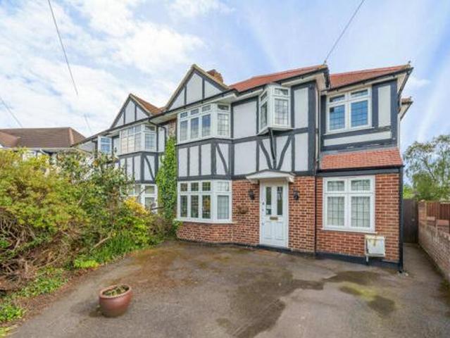 House for sale in Kingston Upon Thames, Greater London