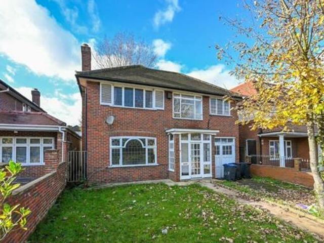 House for sale in Kingston Upon Thames, Greater London