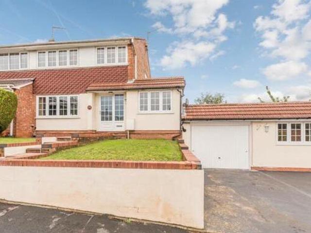 House for sale in Brierley Hill, West Midlands