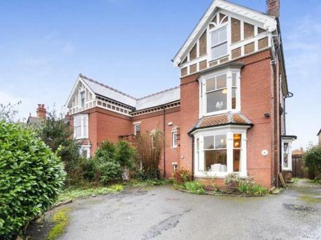House for sale in Stourbridge, West Midlands