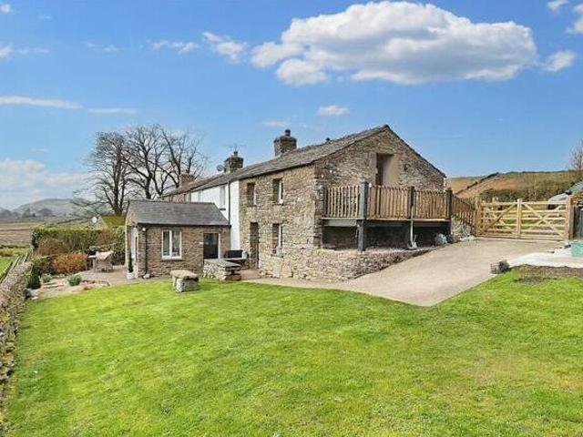 House for sale in Kaber
