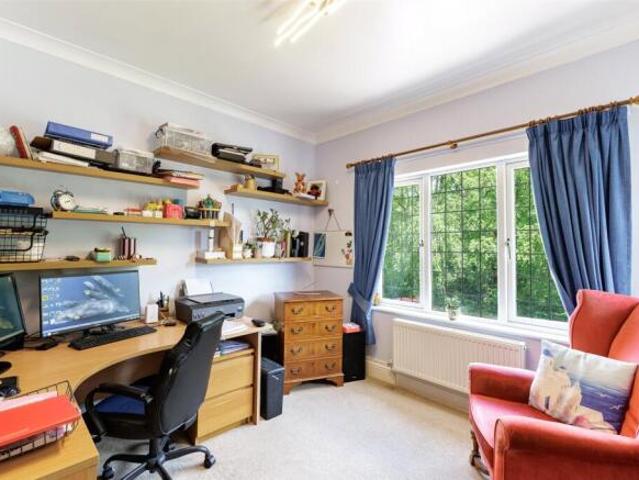 Farm for sale in Roath, Wales