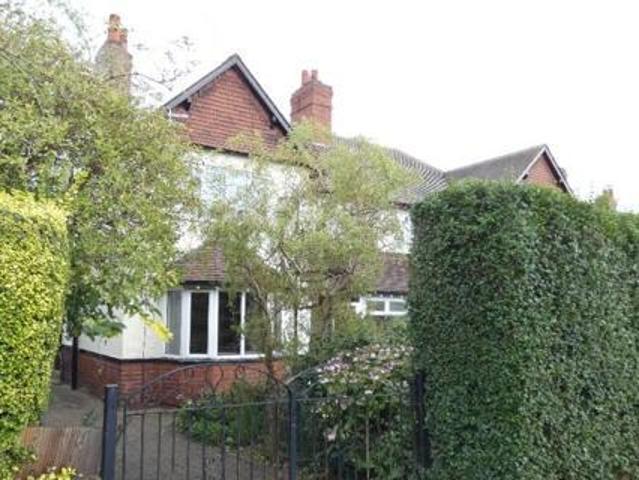 House for sale in Roundhay, West Yorkshire