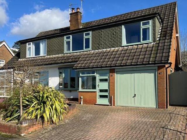 House for sale in Kingsley Moor, Staffordshire
