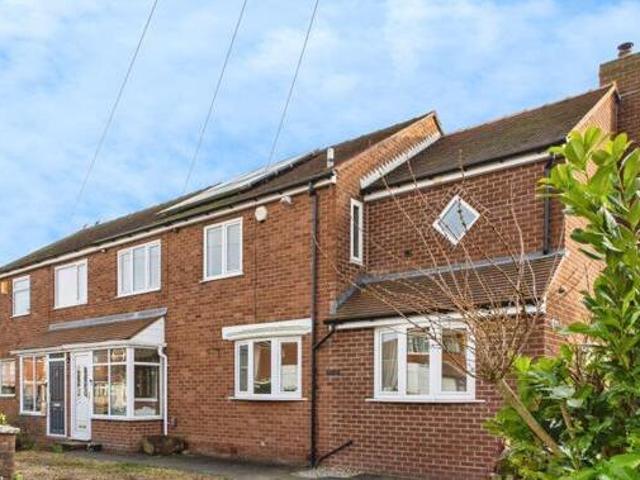 House for sale in Leigh