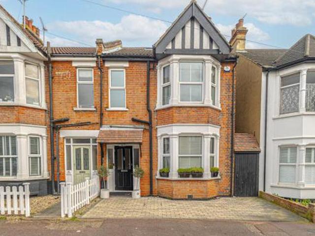 House for sale in Alton Barnes, Essex