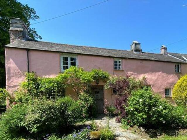 House for sale in Weir Quay, Devon