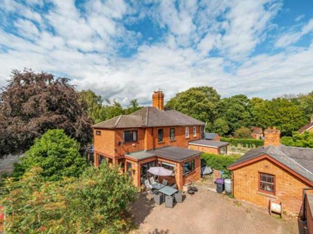 House for sale in Brayford, Lincolnshire
