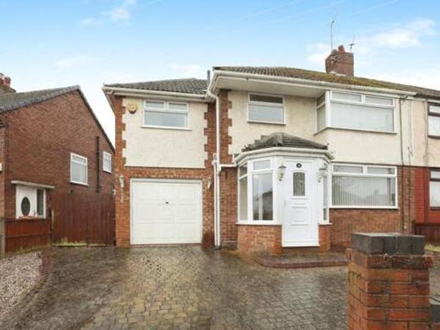 House for sale in Calderstones