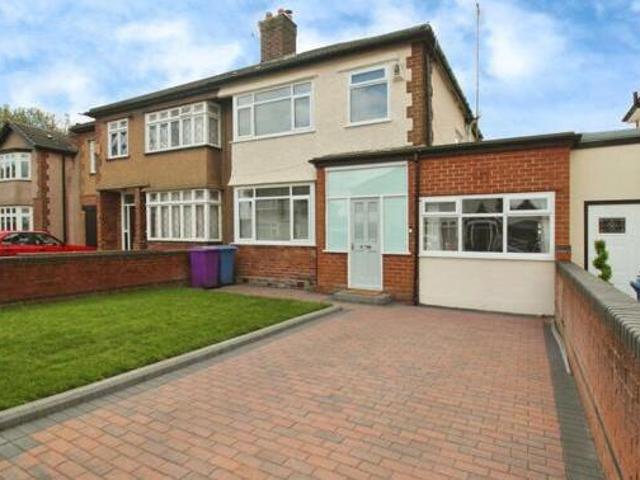 House for sale in Calderstones