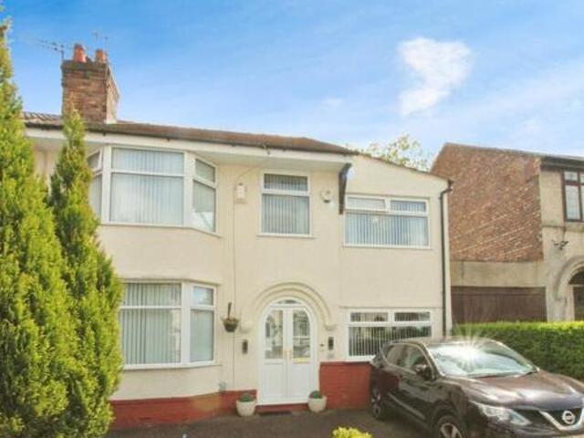 House for sale in Calderstones