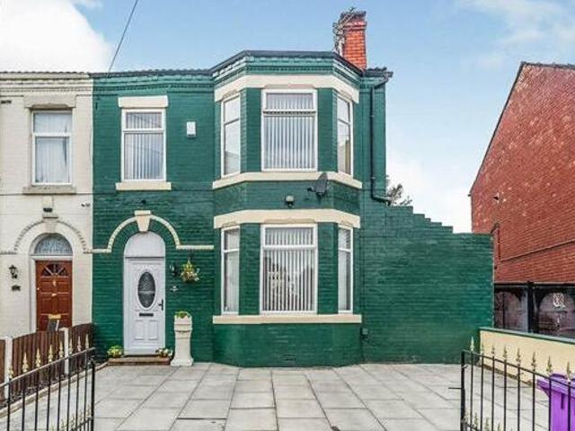 House for sale in Calderstones