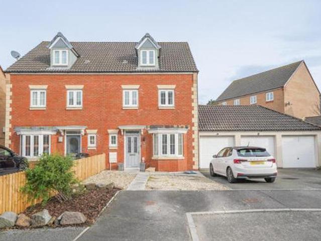 House for sale in Llanelli, Sir Gaerfyrddin / Carmarthenshire