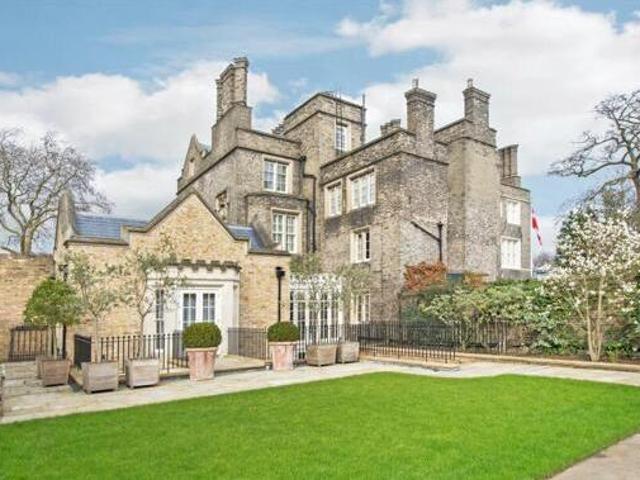 House for sale in Lyons, Greater London