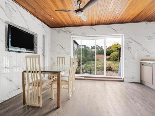 Farm for sale in Woodside Park, Greater London