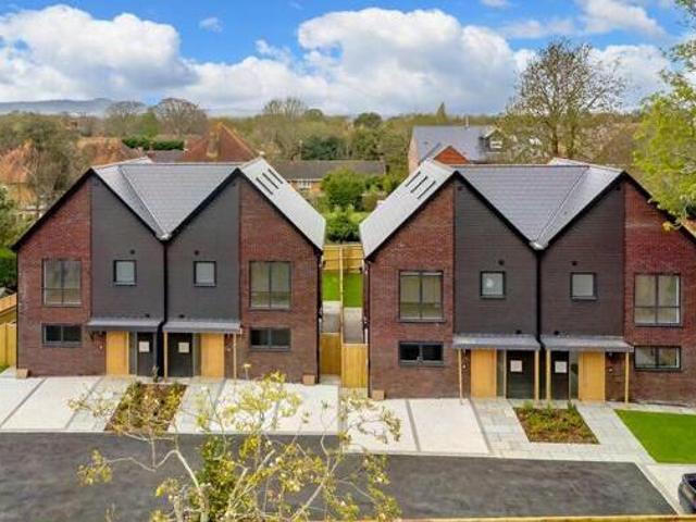 House for sale in Horsham, West Sussex