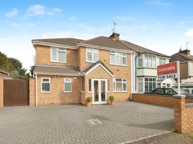 House for sale in Goldthorn Hill, West Midlands