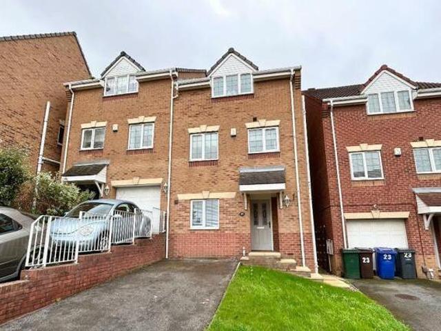 House for sale in Cudworth, South Yorkshire