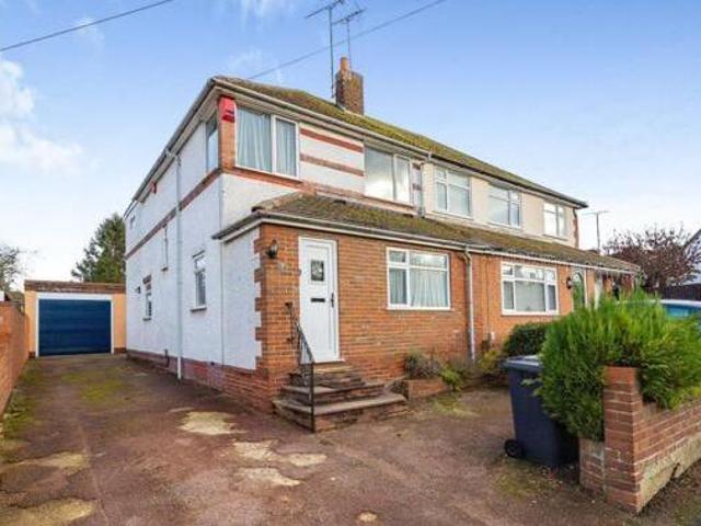 House for sale in Luton