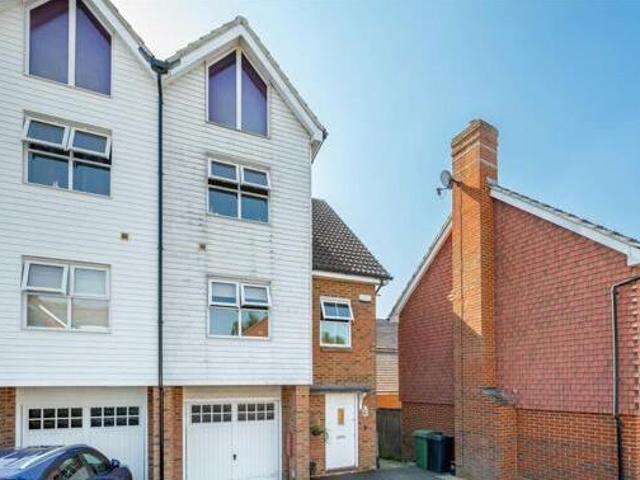 House for sale in Midway, Kent