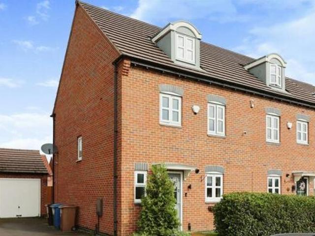 House for sale in Potters Corner, East Midlands
