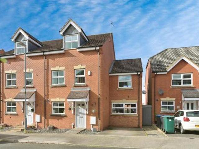House for sale in Stanford On Avon, Leicestershire