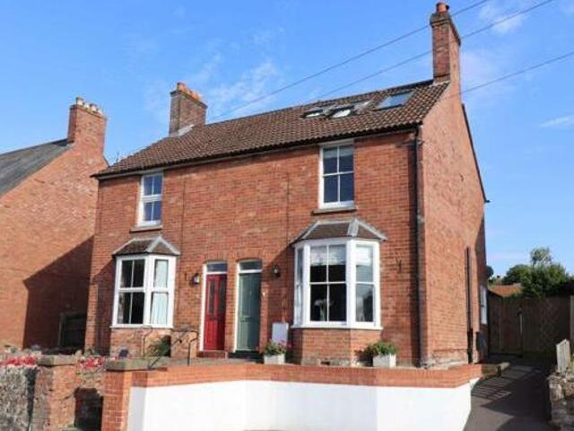 House for sale in St Margarets, Marlborough