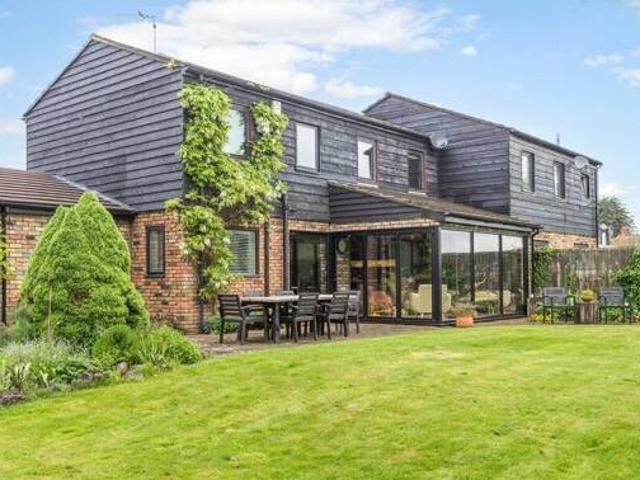 House for sale in Lunnon, Buckinghamshire