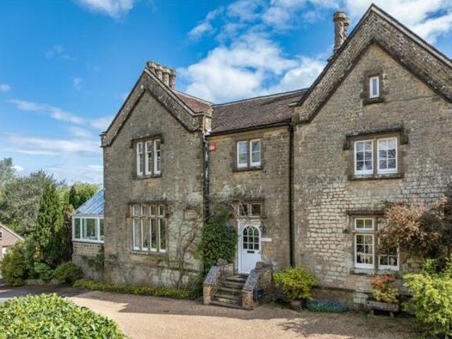 House for sale in Littlecote, West Sussex
