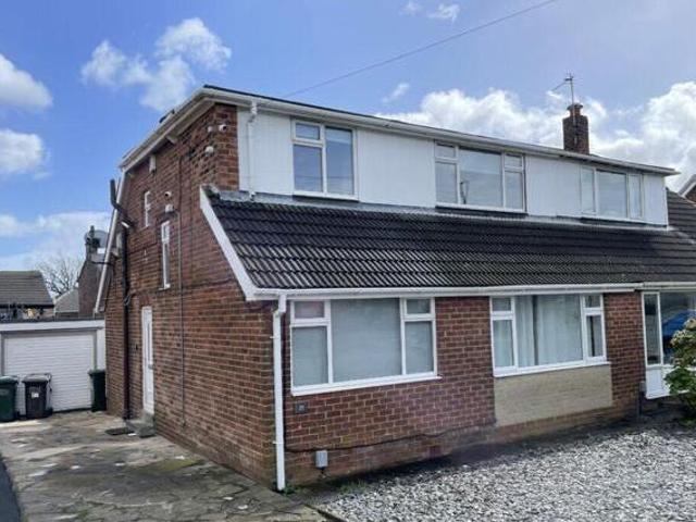 House for sale in Mirfield, West Yorkshire