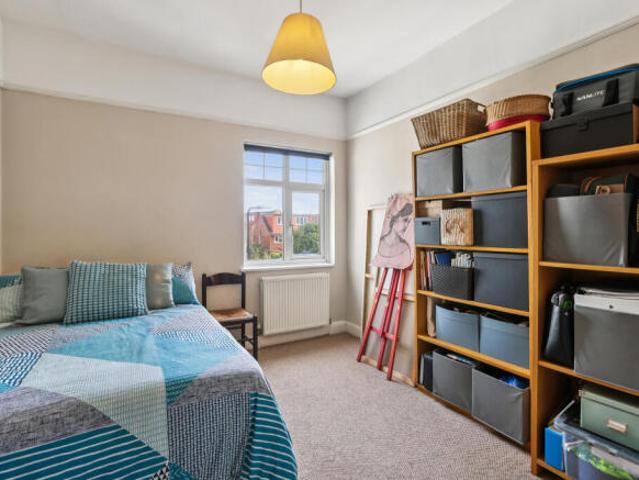 Farm for sale in Ealing, Greater London