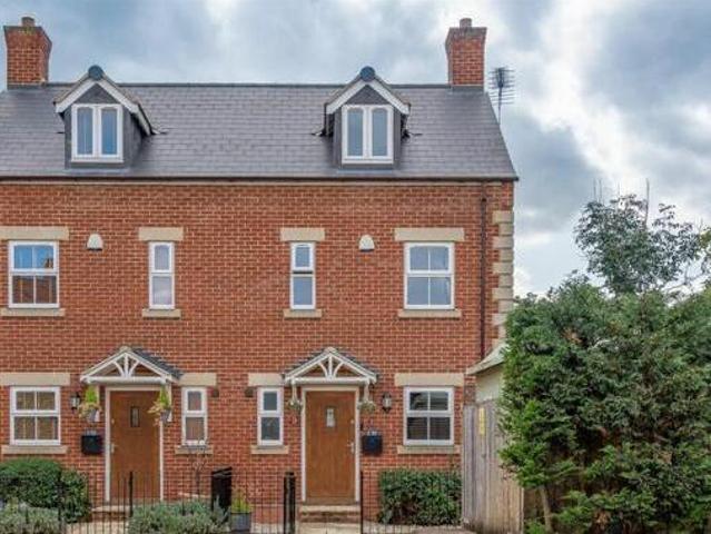 House for sale in Fossebridge, Gloucestershire