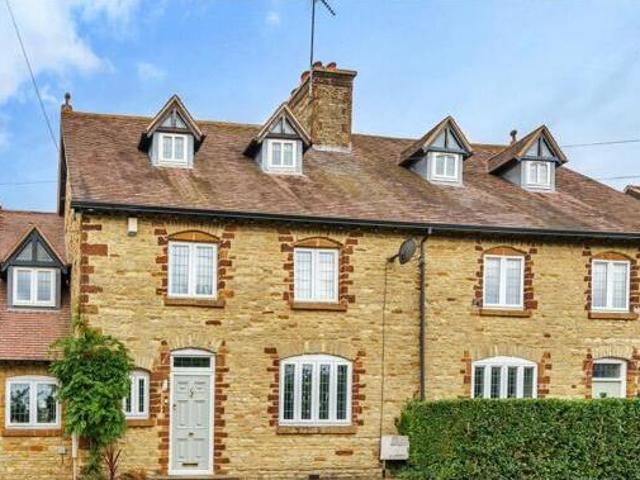 House for sale in Northampton, Northamptonshire