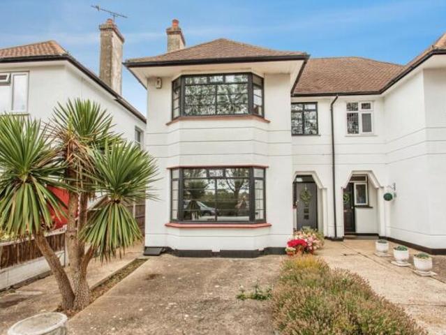 Farm for sale in Alton Barnes