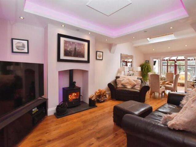 Farm for sale in Anlaby Park, Hull
