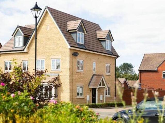 House for sale in The Slade, Oxfordshire